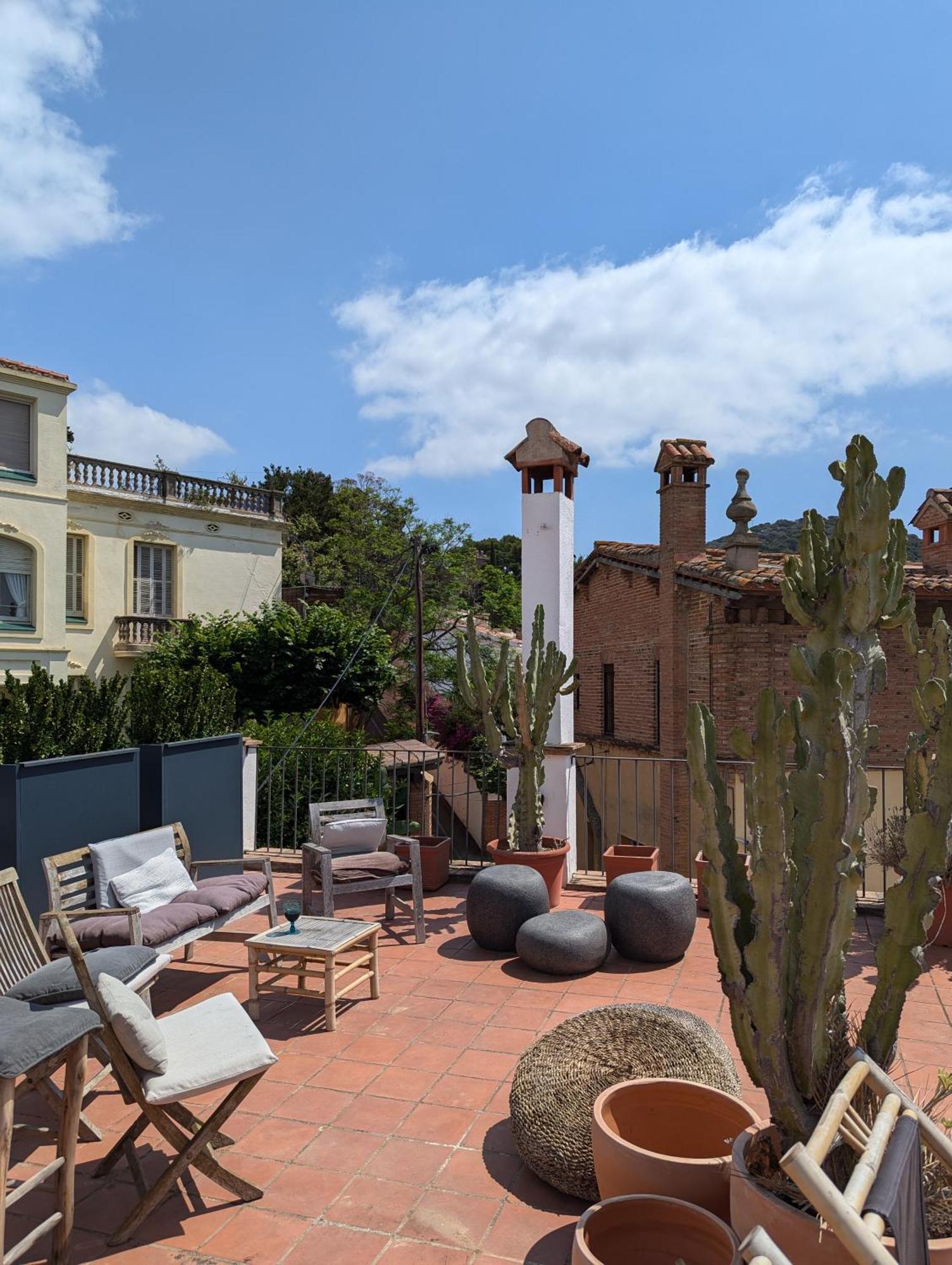 Hostal De La Placa - Hotel Boutique カブリルス エクステリア 写真